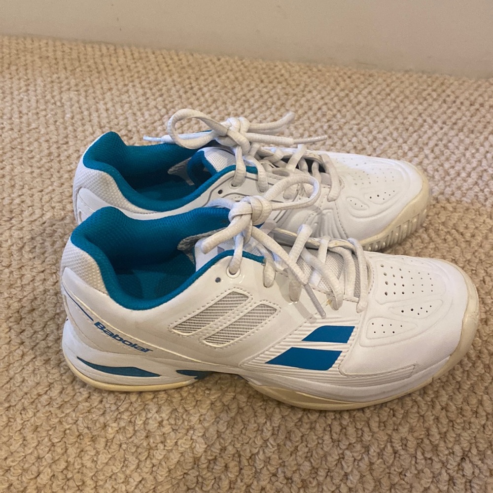 babolat girls tennis shoes size US 3